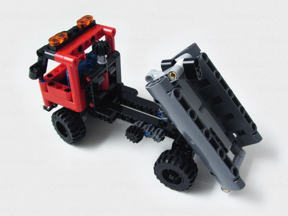 Lego Technic, Hook Loader (42084), Unloaded Tray