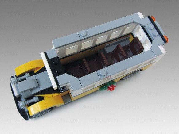 LEGO Creator Expert, Winter Village Station (10259), Bus Interior