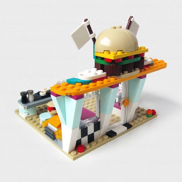 LEGO Friends, Drifting Diner (41349), Exterior Right View