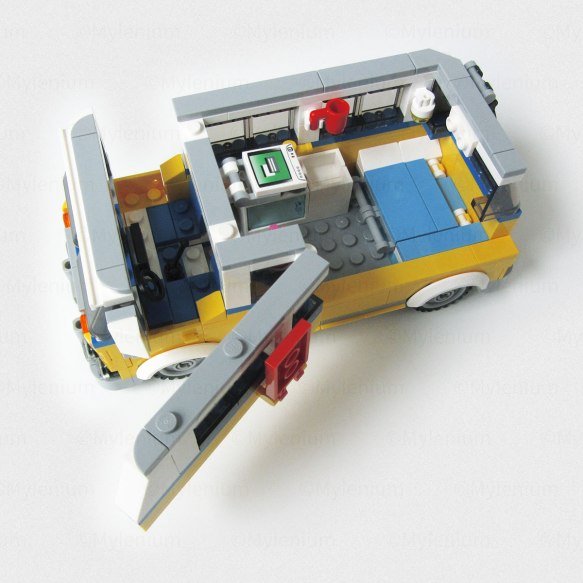 LEGO Creator, Surfer Van (31079), Interior with Bed, Top Down View
