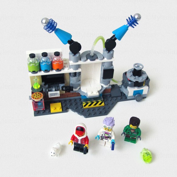 LEGO Hidden Side, J.B.'s Ghost Lab (70418), Overview