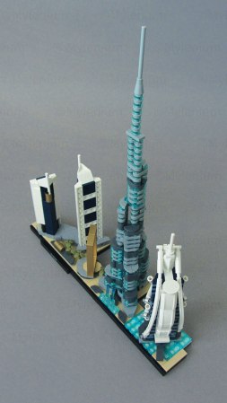 LEGO Architecture, Dubai (21052), Front Left View