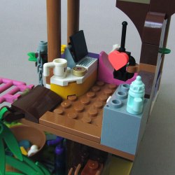 LEGO Friends, Panda Jungle Tree House (41422), Detail, Office