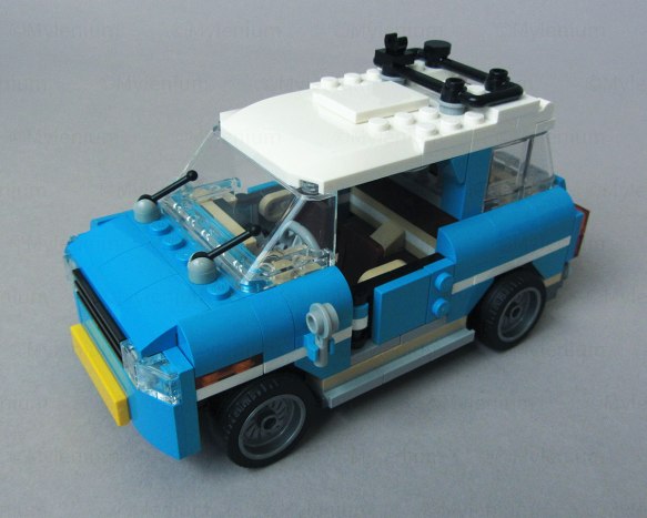 LEGO Creator, Camper Van (31108), Car, Front Left View
