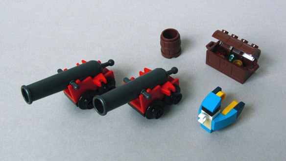 LEGO Creator, Pirate Ship (31109), Extras