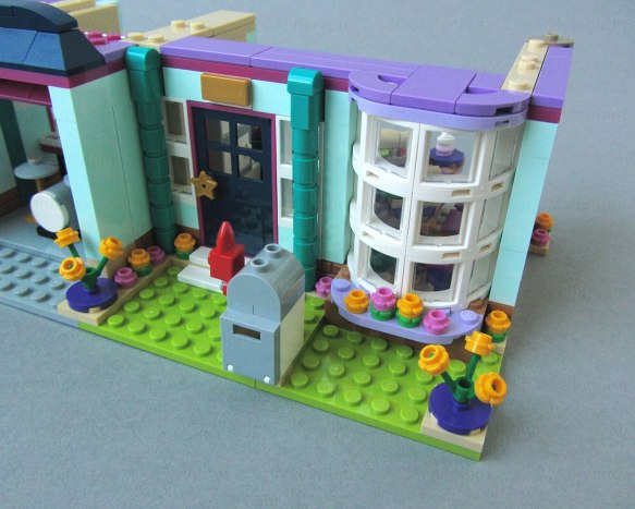 LEGO Friends, Andrea's Family House (41449), Ground Floor, Front Left View