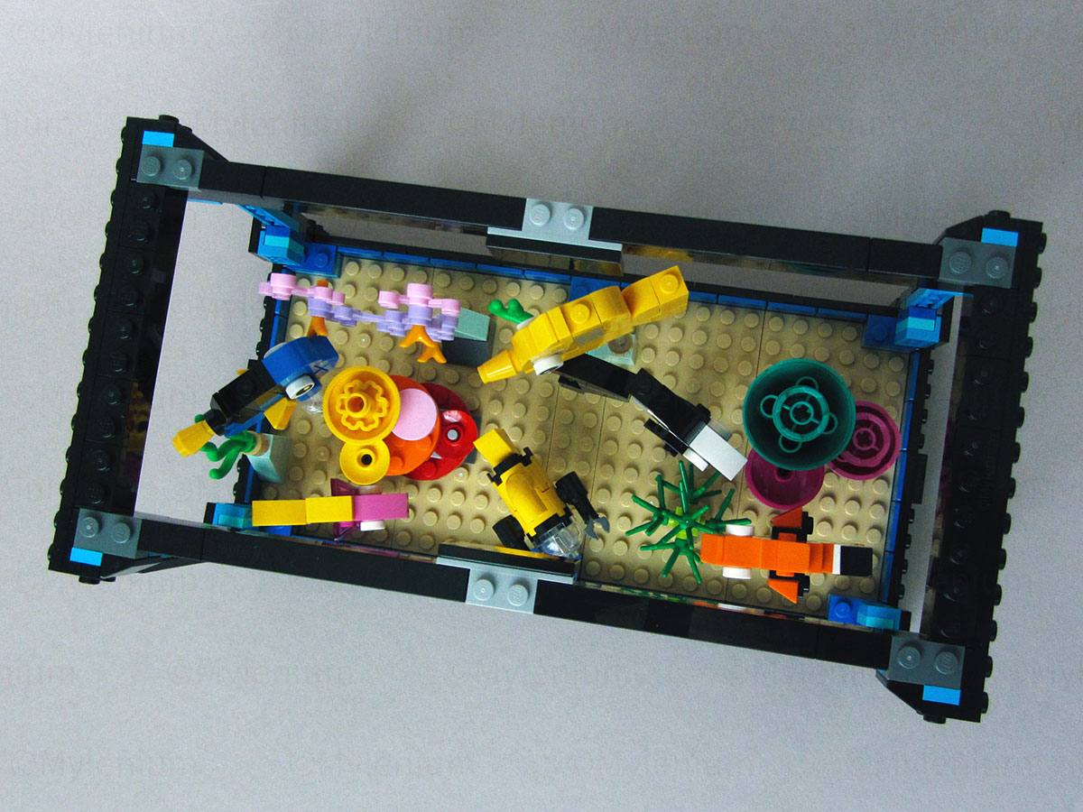 LEGO Creator, Fish Tank (31122), Top View