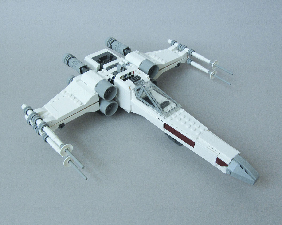 LEGO Star Wars, Luke Skywalker's X-Wing Fighter (75301), Front Right View