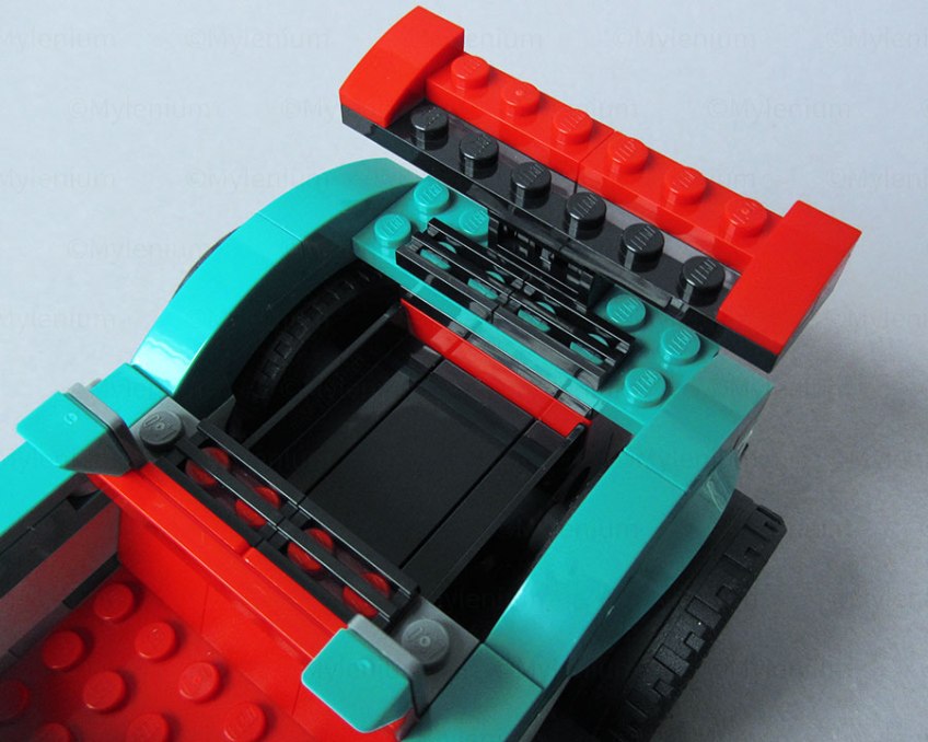 LEGO Creator, Street Racer (31127), Interior