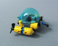 LEGO Creator, Sunken Treasure Mission (31130), Lobster, Submarine, Right View